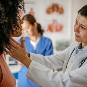 How to become an Endocrinologist?