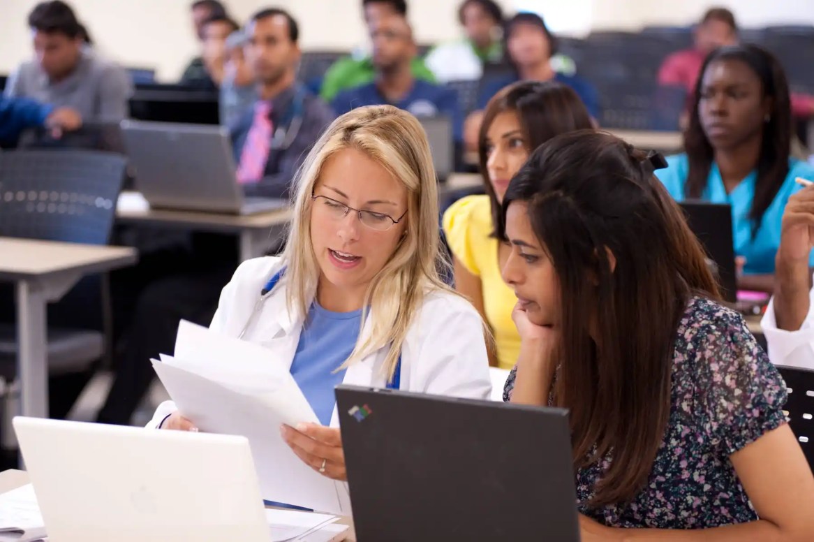 How can you determine a Caribbean medical school’s quality?