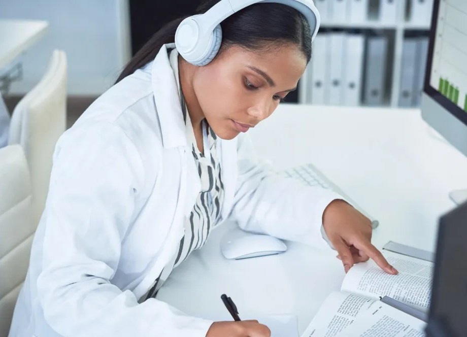 MUA’s tips on studying during the clinical years