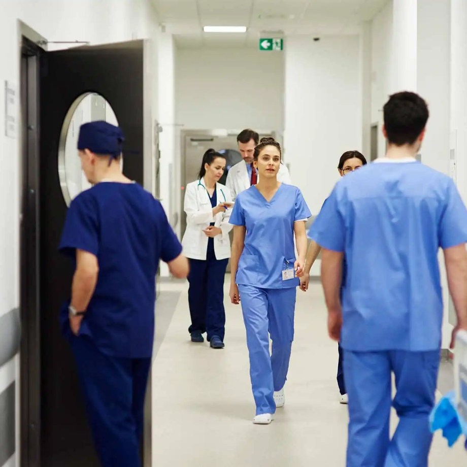 To be a great resident, think critically