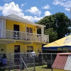 MUA Clinical Student Receives the Premier of Nevis Award