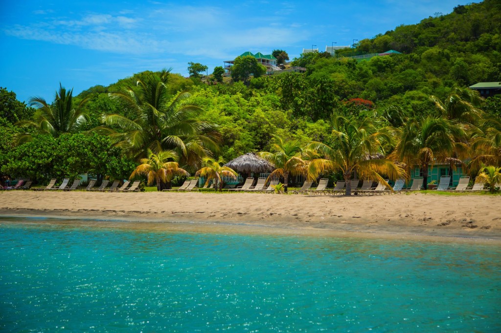 Nevis Beach in St. Kitts